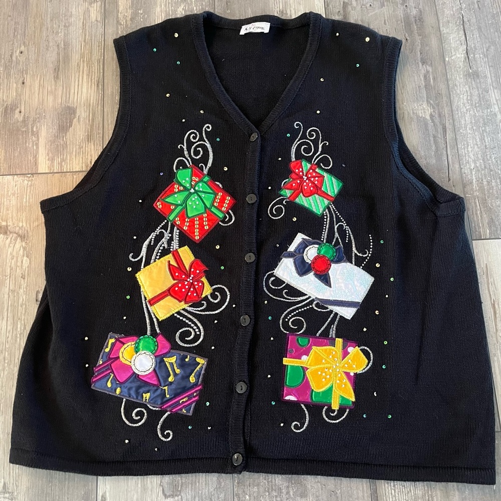 Vintage Women’s Christmas Sweater Vest
